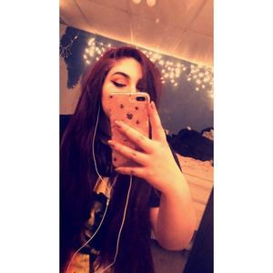 Meet your Posher, Bailey